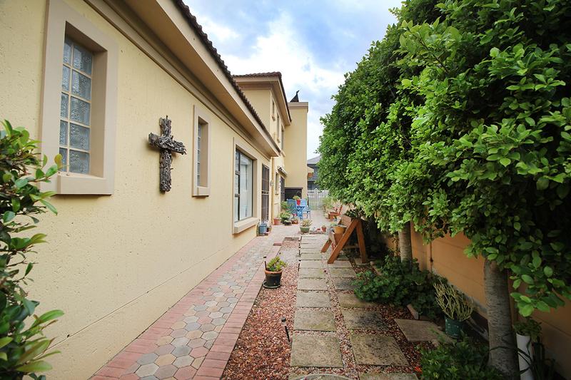 3 Bedroom Property for Sale in Reebok Western Cape